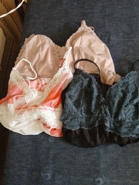 3 La Vie En Rose Lace Trim Night Gowns  Set in Pink, Coral & Black